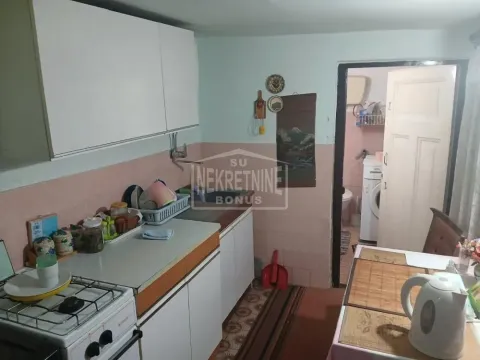 Prodaja, kuća, 114m², Mali Radanovac, Subotica - image 9