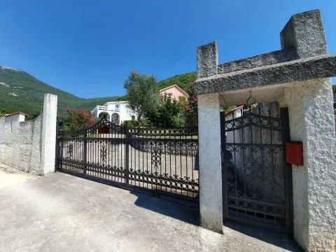 Sale, house, 250m², Seljanovo, Tivat