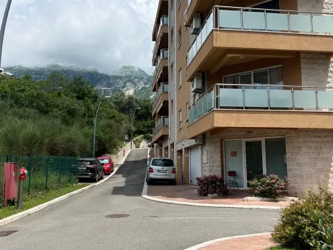 Prodaja, stan, 135m², Budva, Crna Gora - image 13
