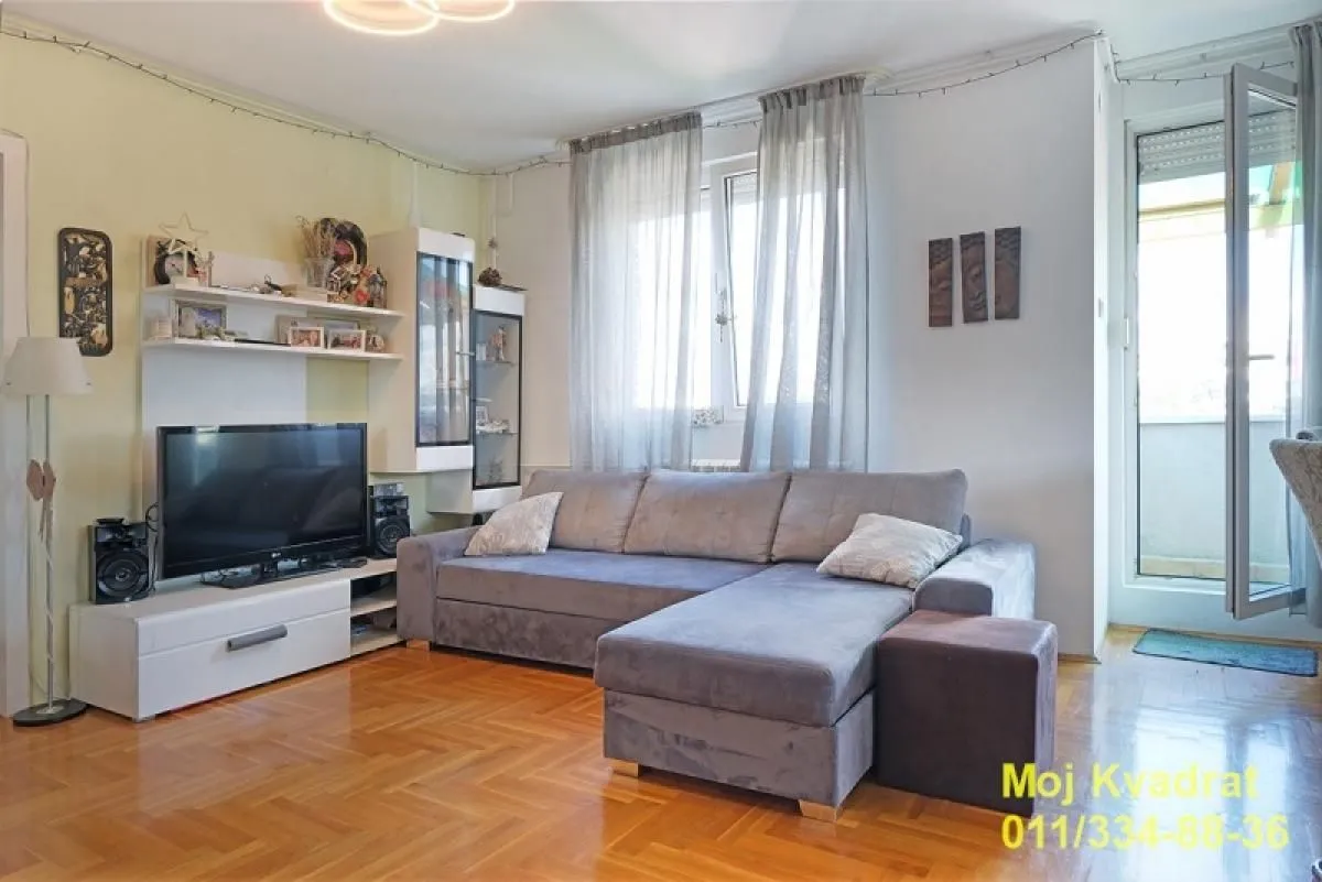 Prodaja, četvorosoban stan, 102m², Voždovac Sve Podlokacije, Beograd