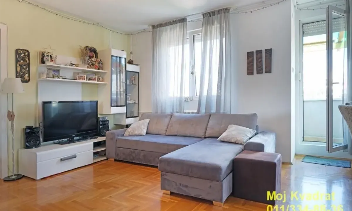 Prodaja, četvorosoban stan, 102m², Voždovac Sve Podlokacije, Beograd