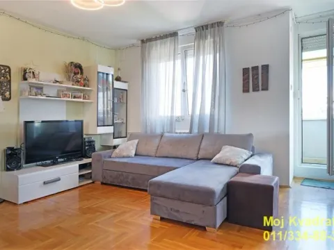 Stan in Voždovac Sve Podlokacije