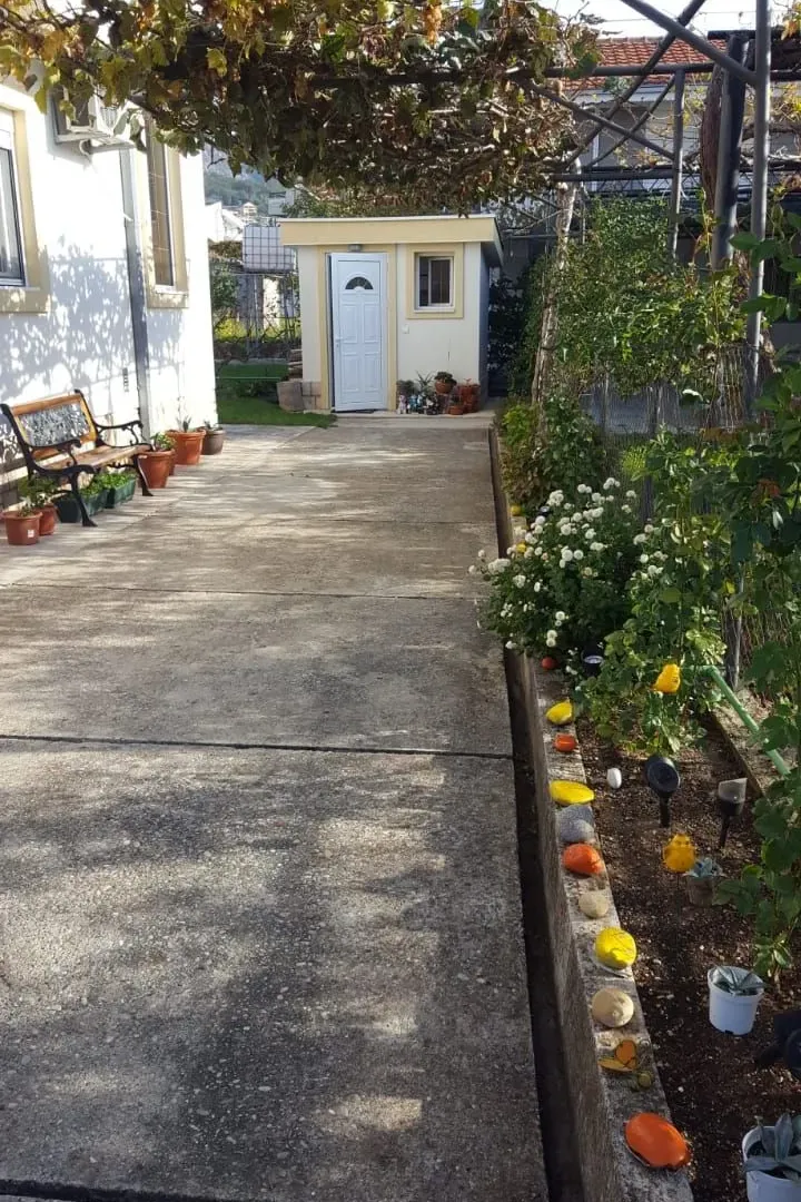 Sale, house, 198m², Šušanj, Bar