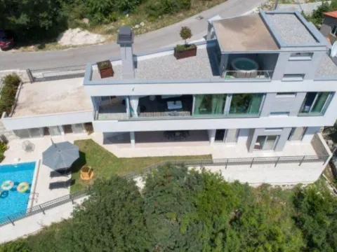 Prodaja, kuća, 220m², Kava, Tivat