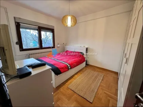 Rent, two bedroom apartment, 60m², Savski Venac, Beograd - image 13