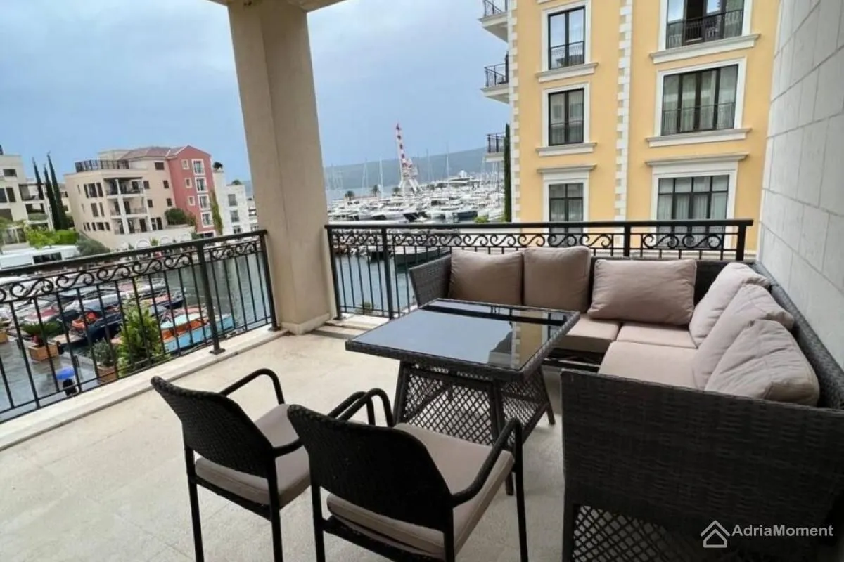 Prodaja, dvosoban stan, 131m², Porto Montenegro, Tivat