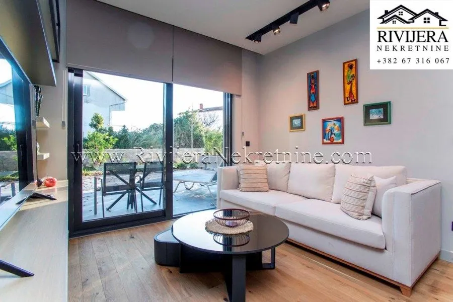 Prodaja, dvosoban stan, 65m², Donja Lastva, Tivat