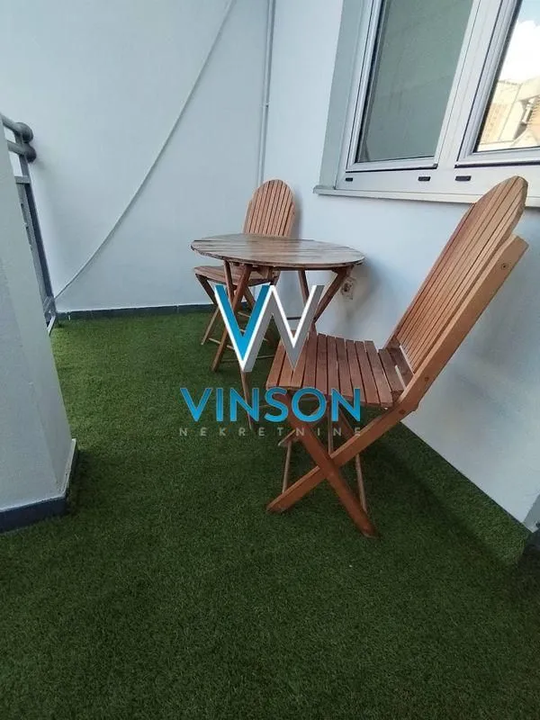 Prodaja, dvosoban stan, 42m², Centar, Novi Sad