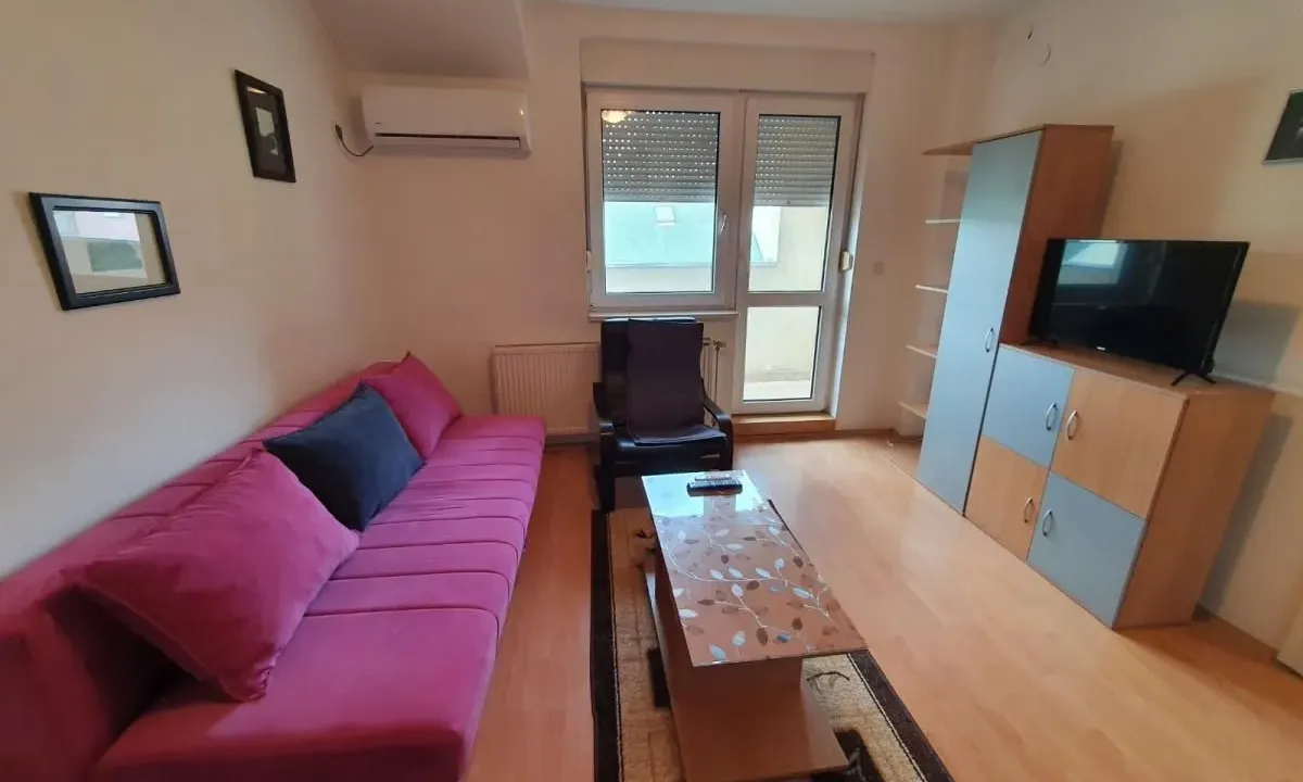 Izdavanje, jednosoban stan, 38m², Podbara, Novi Sad Sve Podlokacije