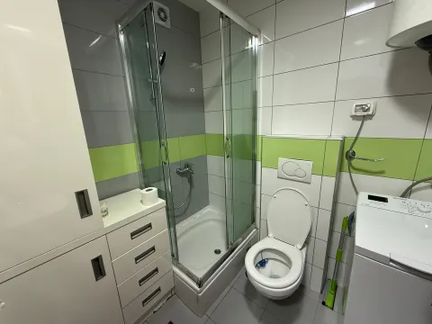 Izdavanje, stan, 50m², City Kvart, Podgorica - image 8