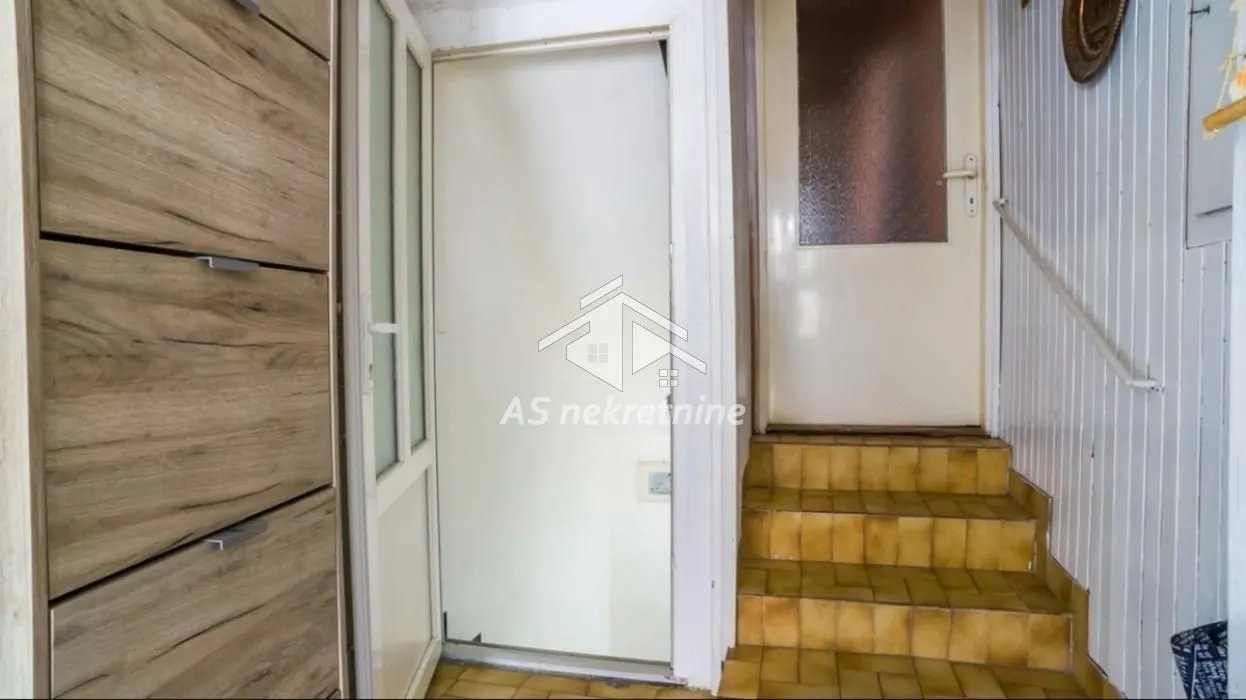 Rent, one bedroom apartment, 45m², Banovo Brdo, Beograd