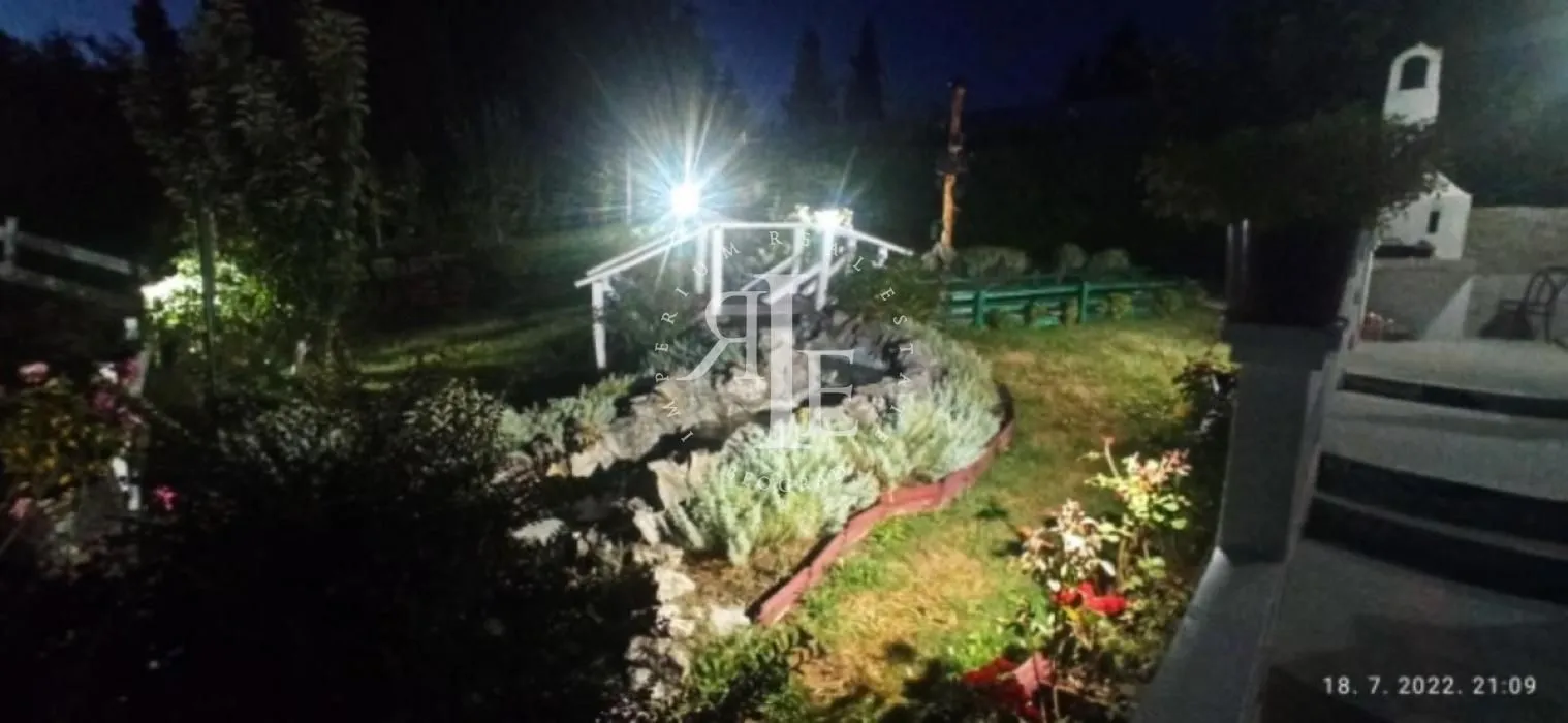 Sale, house, 300m², Mala Moštanica, Obrenovac