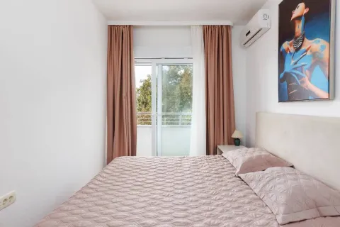 Sale, two bedroom apartment, 51m², Bečići, Budva - image 8