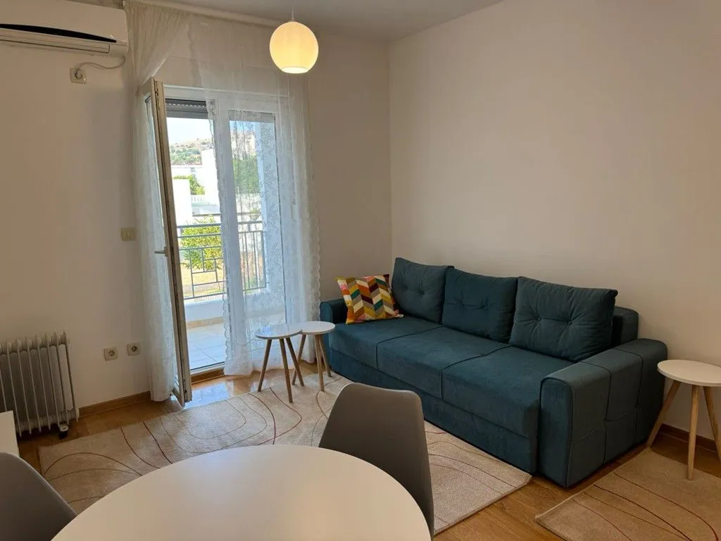 Rent, studio apartment, 28m², Blok 6, Podgorica