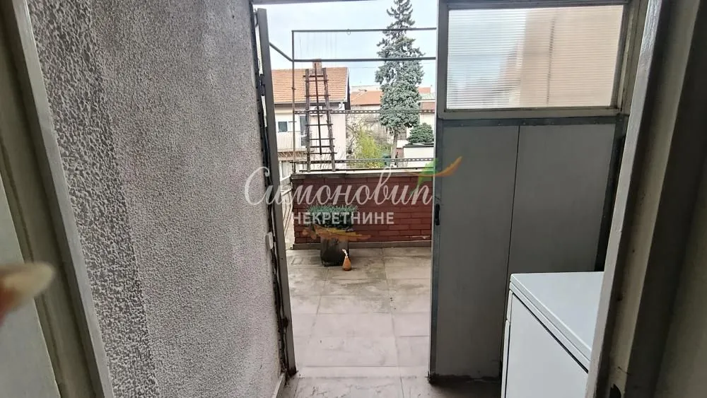 Prodaja, trosoban stan, 113m², Kluz, Zvezdara Sve Podlokacije