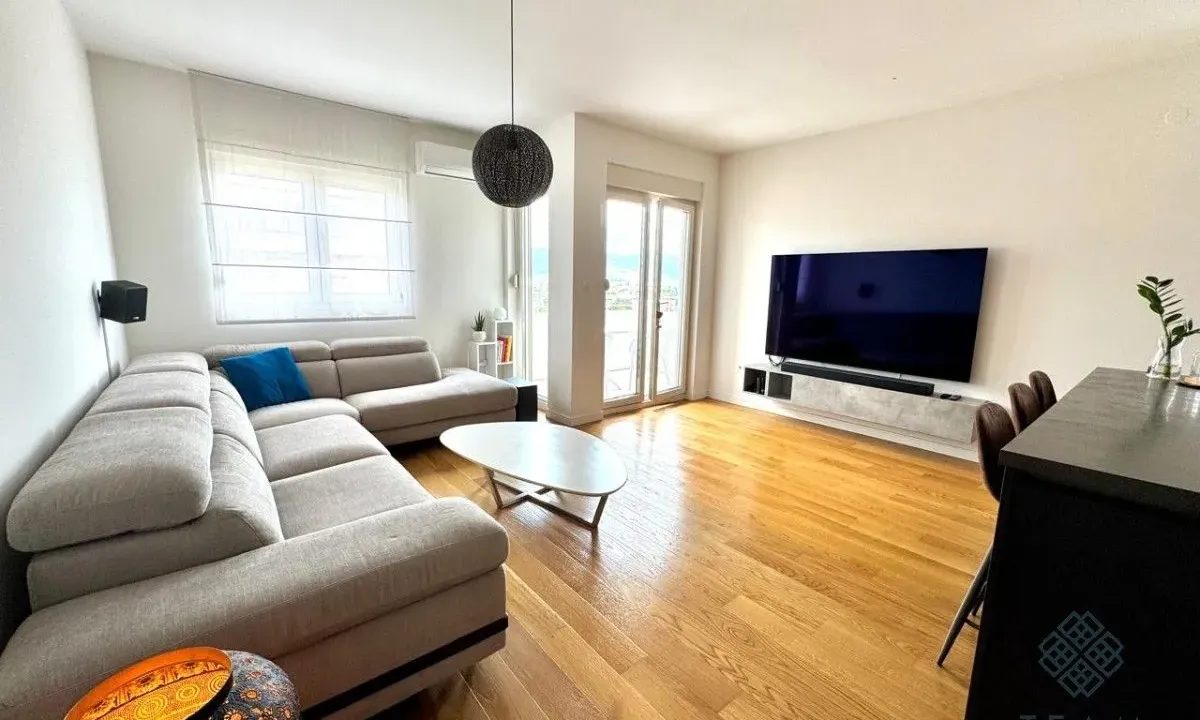 Prodaja, dvosoban stan, 70m², Central Point, Podgorica