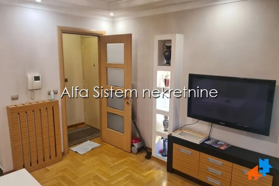 Rent, two bedroom apartment, 50m², Vračar Hram, Vračar Sve Podlokacije