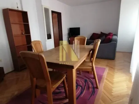 Izdavanje, dvosoban stan, 60m², Centar, Novi Sad