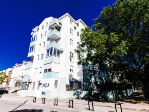 Rent, two bedroom apartment, 68m², Stari Aerodrom, Podgorica - image 10