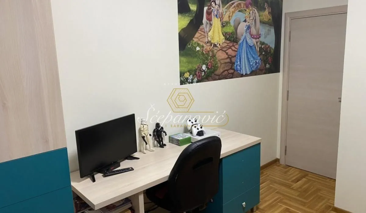 Prodaja, dvosoban stan, 55m², Bulevar patrijarha Pavla, Novi Sad Sve Podlokacije
