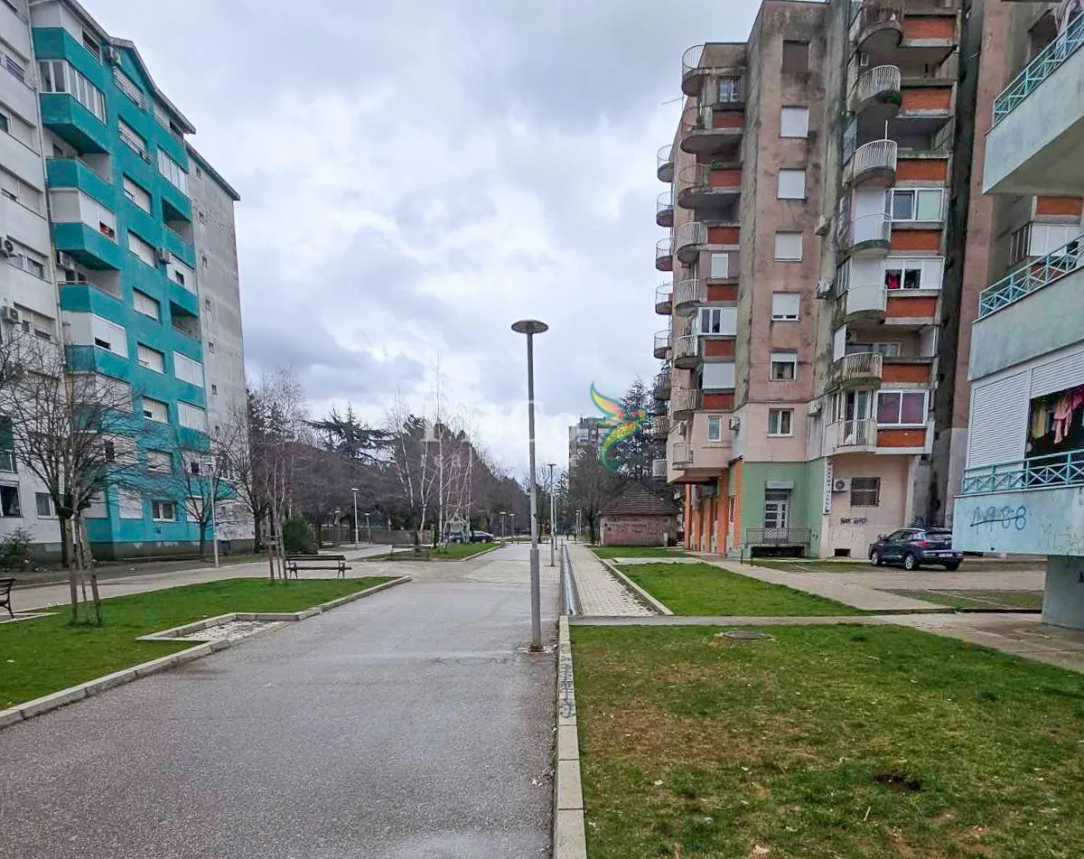 Sale, office space, 63m², Nikšić, Crna Gora