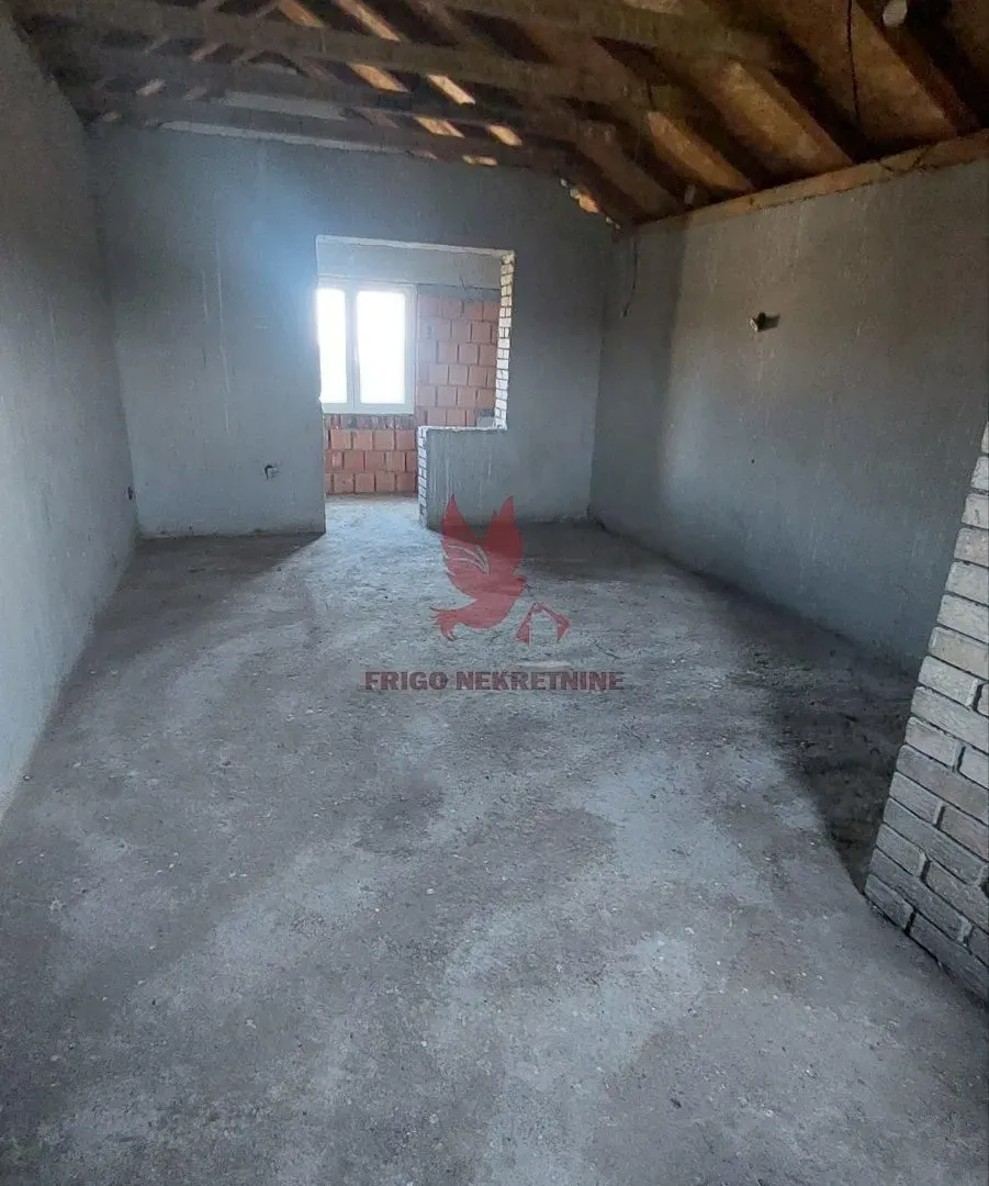 Sale, office space, 997m², Rabrovac, Mladenovac
