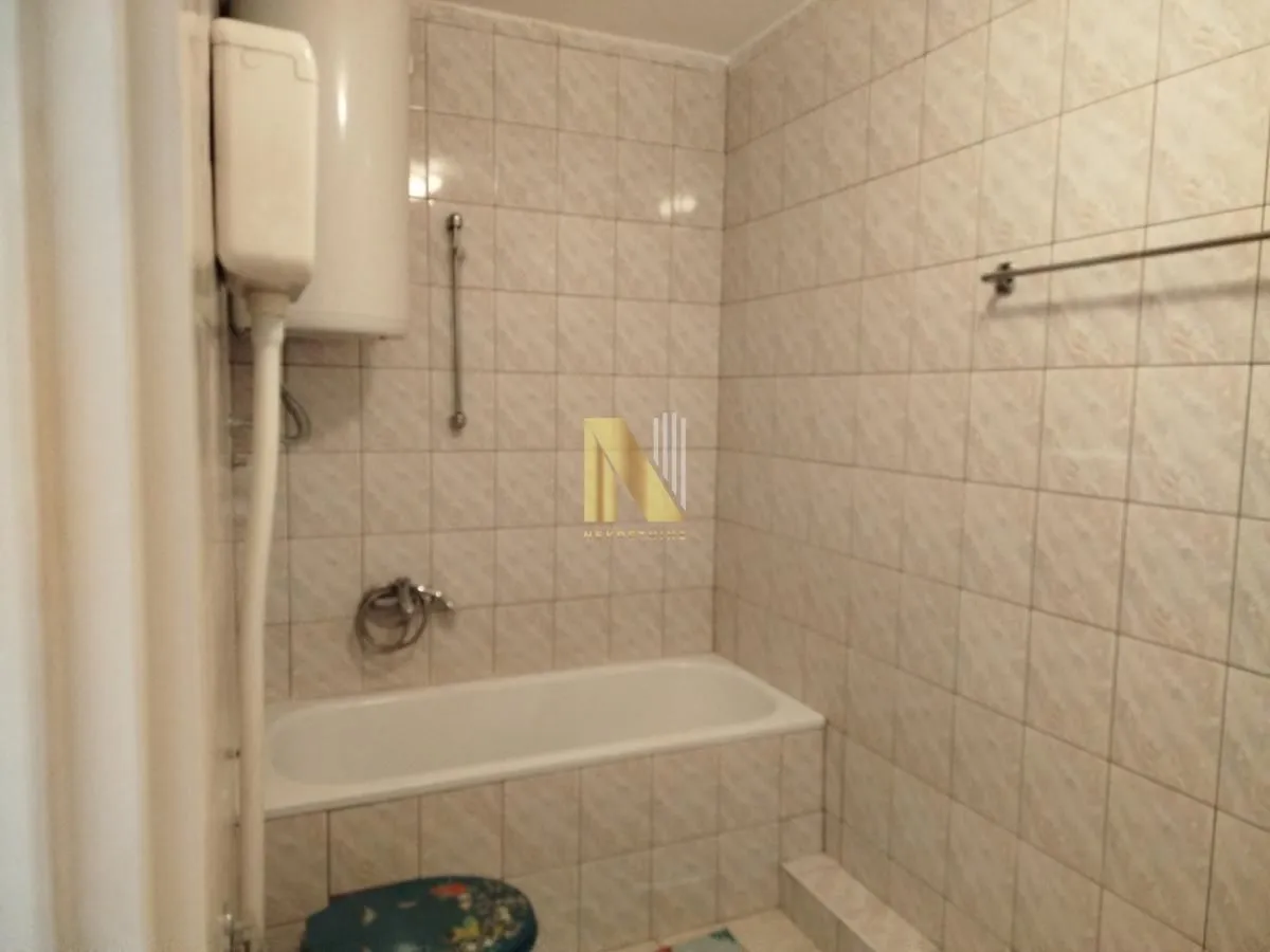 Prodaja, trosoban stan, 101m², Bulevar Oslobodjenja, Novi Sad Sve Podlokacije