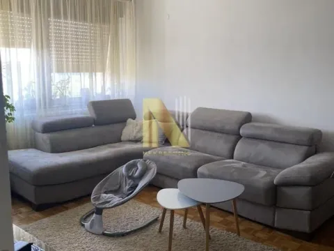 Prodaja, trosoban stan, 64m², Petrovaradin, Novi Sad - image 1