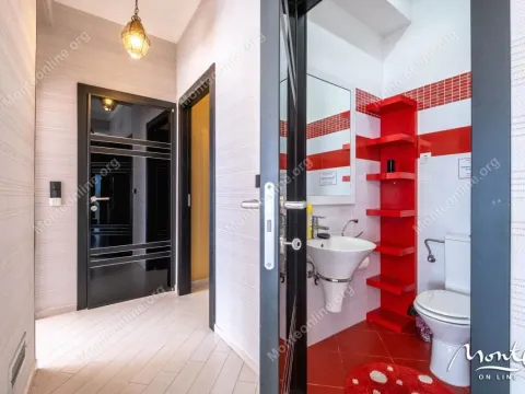 Prodaja, trosoban stan, 101m², Orahovac, Kotor - image 25