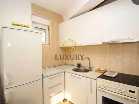 Prodaja, jednosoban stan, 37m², Centar, Podgorica - image 4