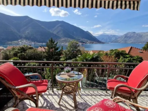 Sale, house, 250m², Dobrota, Kotor - image 3