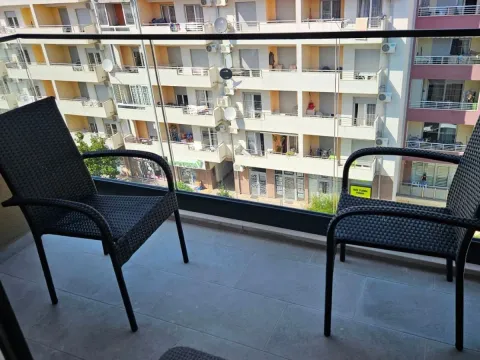 Rent, one bedroom apartment, 48m², Budva, Crna Gora - image 6