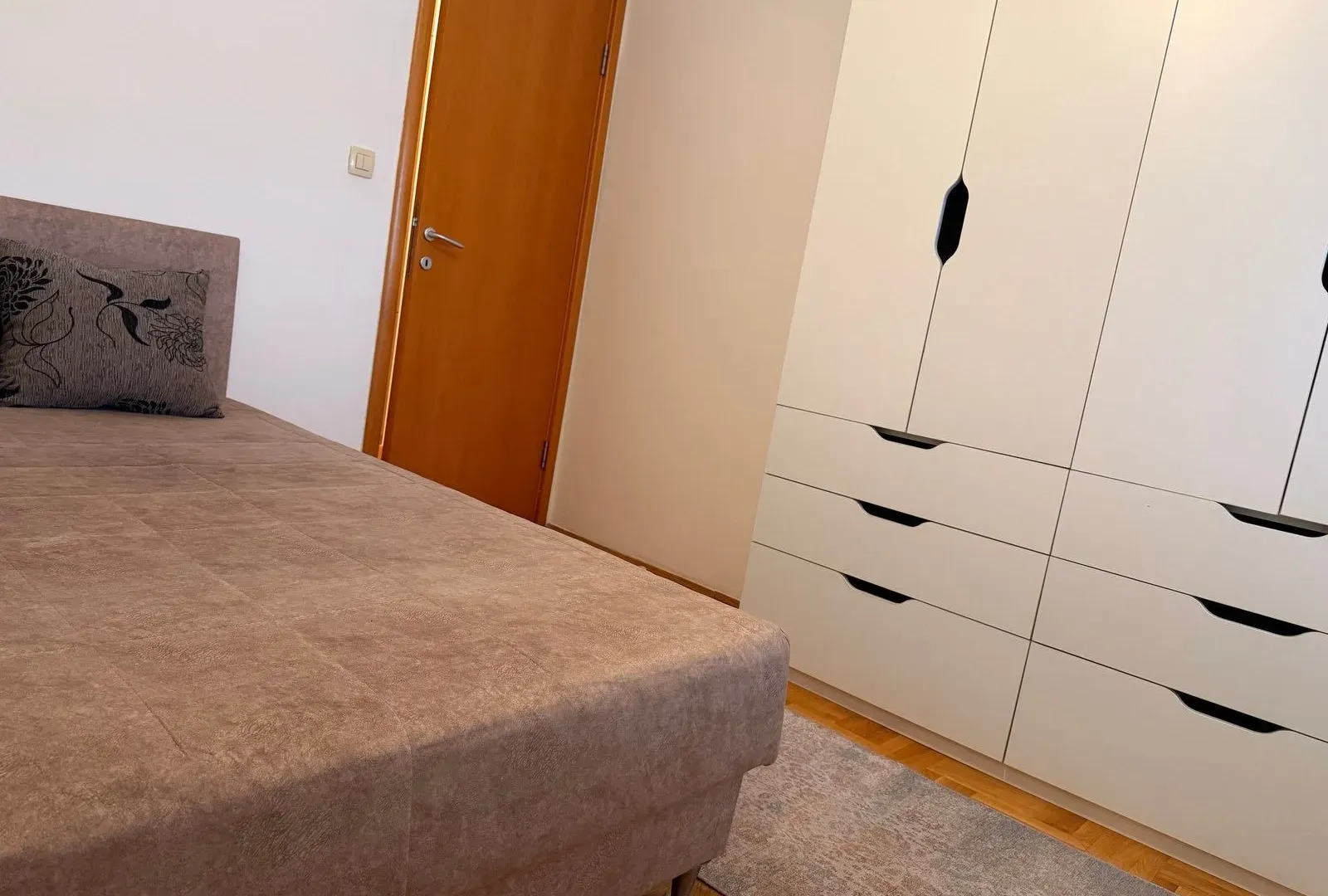 Rent, one bedroom apartment, 45m², Stari Aerodrom, Podgorica