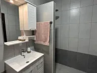 Sale, two bedroom apartment, 85m², Petrovac, Budva - image 9