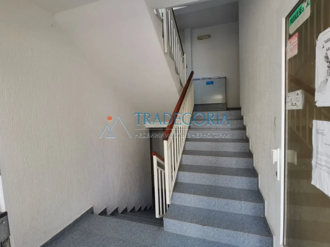 Prodaja, trosoban stan, 90m², Petrovac, Budva