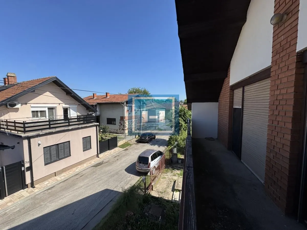 Sale, house, 200m², Centar, Ćuprija
