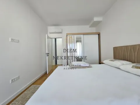 Izdavanje, jednosoban stan, 70m², Centar, Bar - image 4