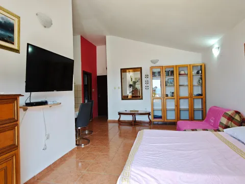 Sale, one bedroom apartment, 44m², Rafailovići, Budva - image 4
