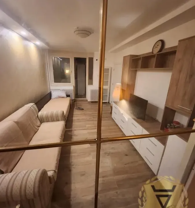 Izdavanje, dvosoban stan, 50m², Voždovac Sve Podlokacije, Beograd