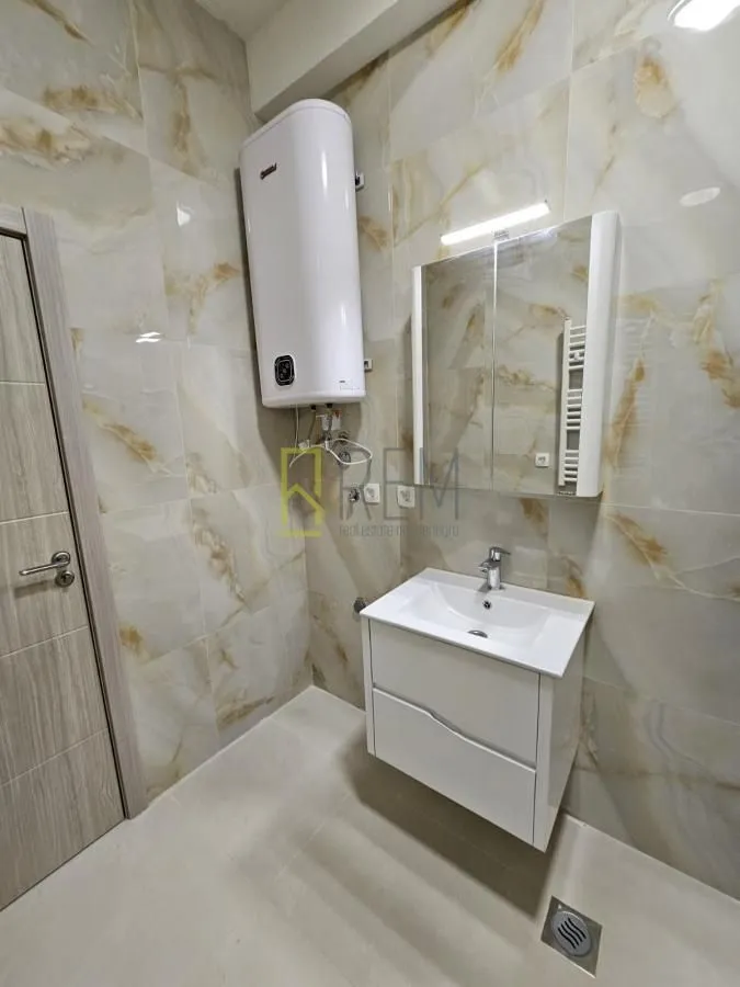 Prodaja, dvosoban stan, 70m², Đenovići, Herceg Novi