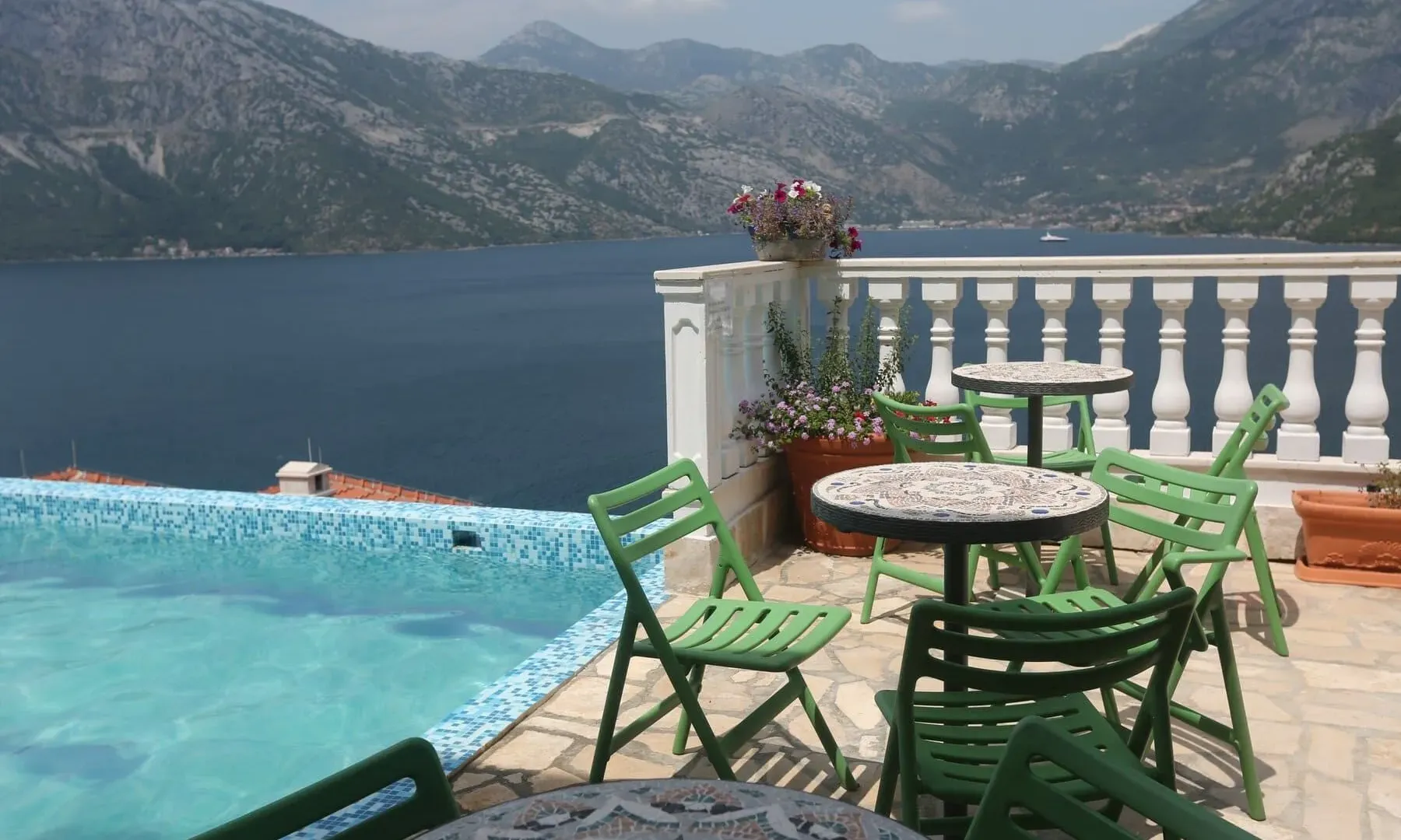 Sale, house, 235m², Kostanjica, Kotor