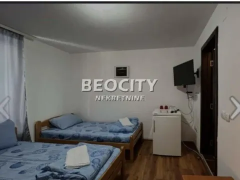 Sale, house, 250m², Borsko jezero, Bor - image 5