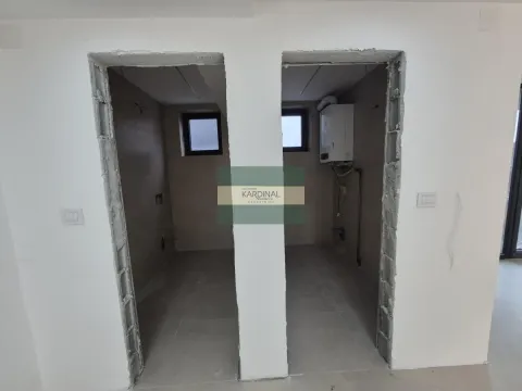 Rent, office space, 257m², Centar, Paraćin - image 17