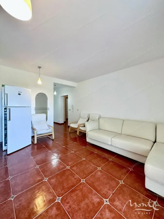 Sale, three bedroom apartment, 90m², Petrovac, Budva