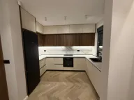 Izdavanje, kuća, 220m², Zagorič, Podgorica - image 6