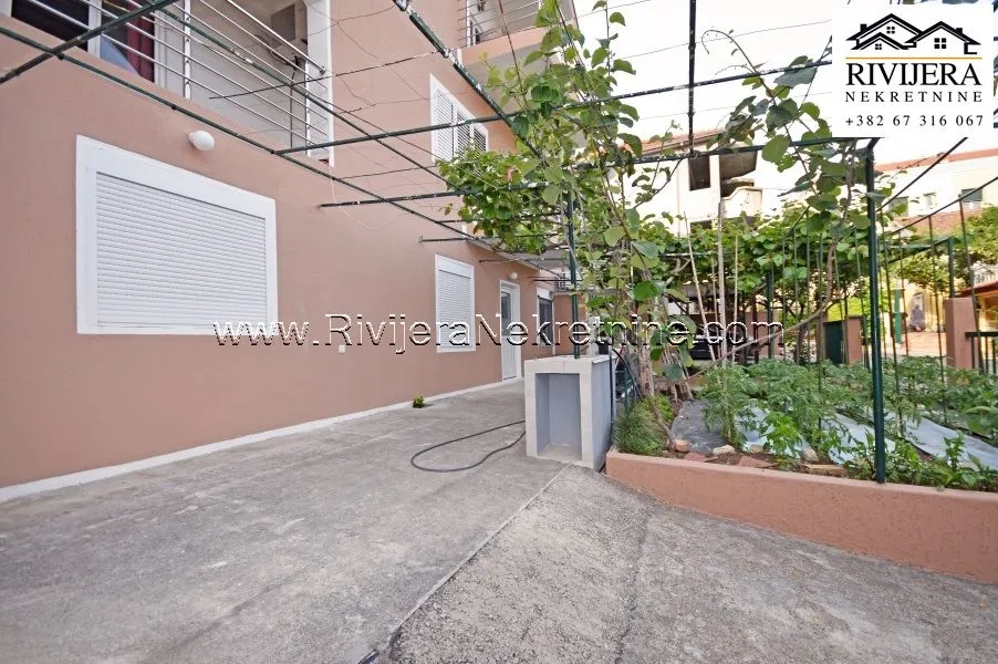 Prodaja, kuća, 285m², Đenovići, Herceg Novi