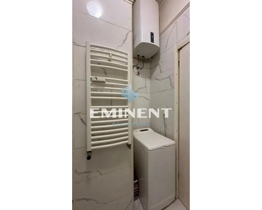 Izdavanje, stan, 38m², Stari Grad, Beograd