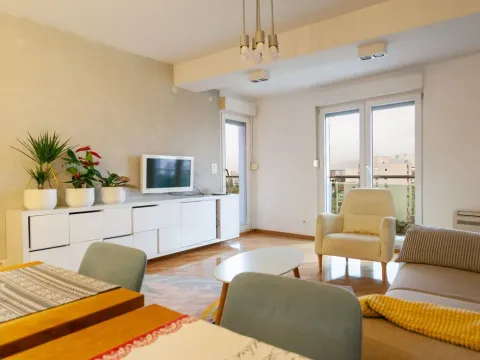 Rent, two bedroom apartment, 69m², Preko Morače, Podgorica - image 1