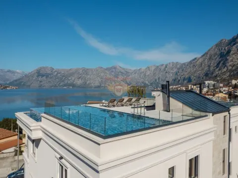 Sale, three bedroom apartment, 192m², Kotor, Crna Gora