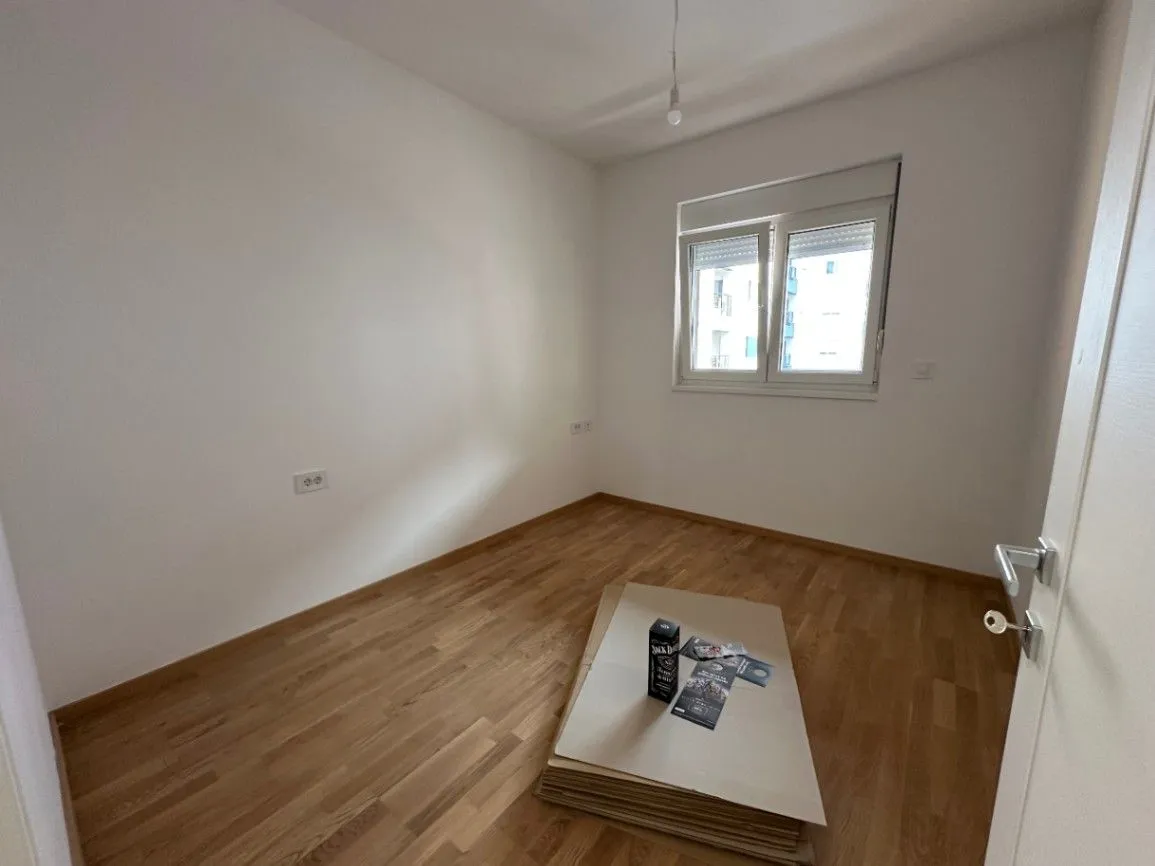 Rent, one bedroom apartment, 45m², Stari Aerodrom, Podgorica